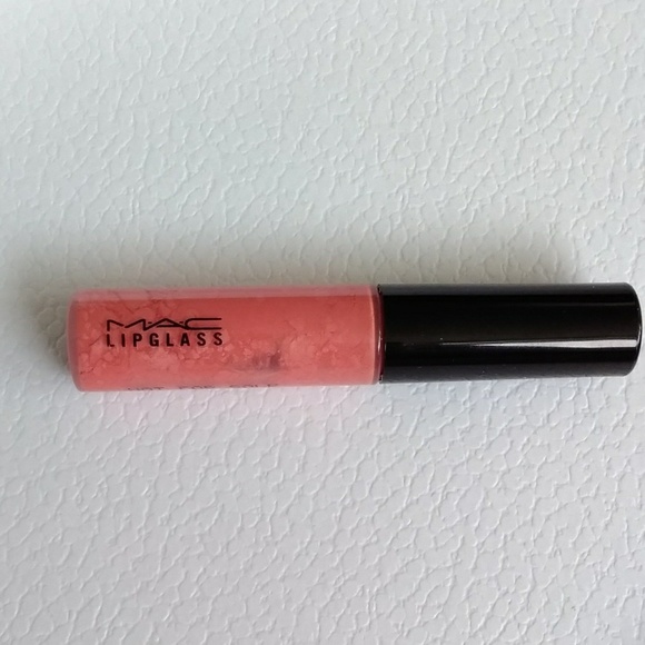 MAC lipglass STRANGE POTION - Picture 3 of 4